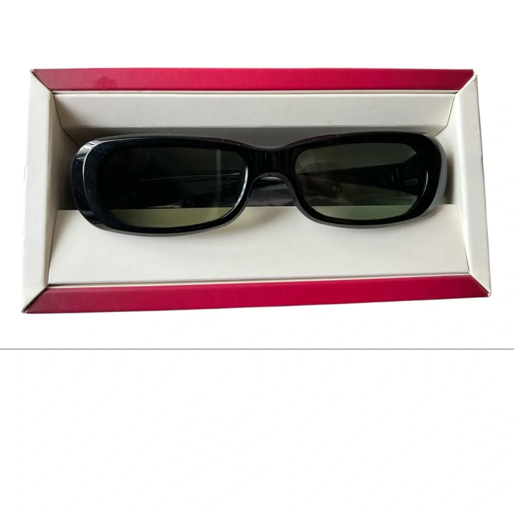 New Pair of LG AG-S250 3D Glasses/ only for LG 3D TV / Projector